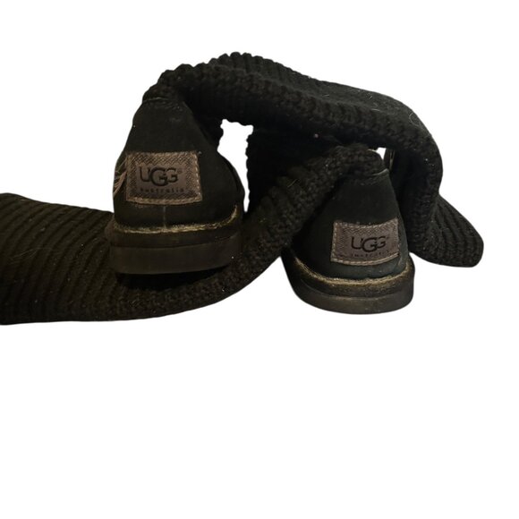 UGG Women’s Classic Cardy Knit Boots Black 3 Button Sz 7 Cozy Winter Cabin Ski - Picture 6 of 7